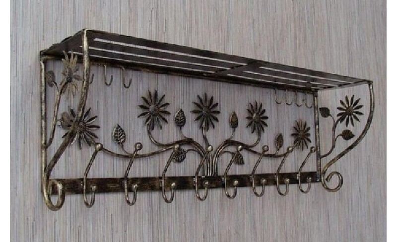  Κρεμάστρα 06